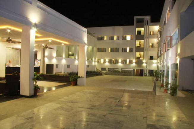 Alka Hotel Udaipur Exterior foto